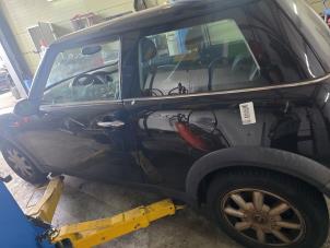 Mini Mini 1.6 16V One Sloopvoertuig (2002, Zwart)