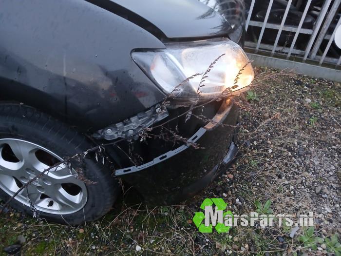 Dacia Sandero II 0.9 TCE 12V Sloopvoertuig (2013, Zwart)