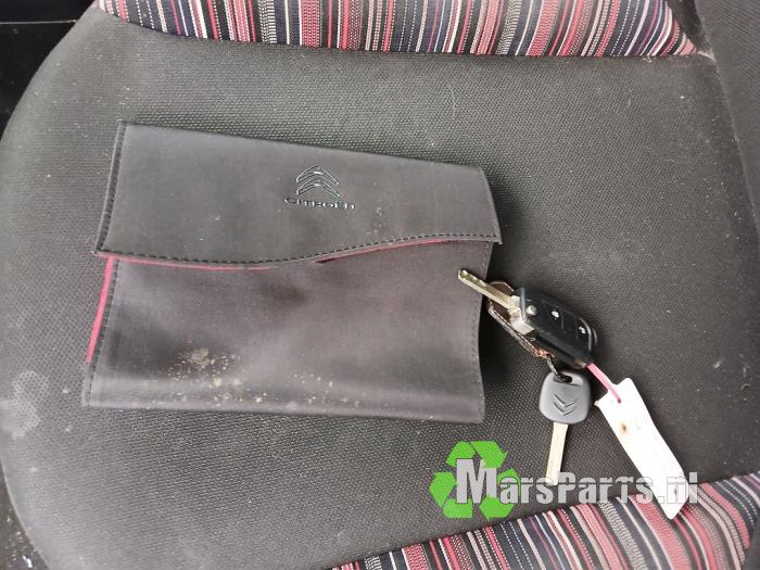 Citroen C1 1.0 Vti 68 12V Sloopvoertuig (2016, Zwart)