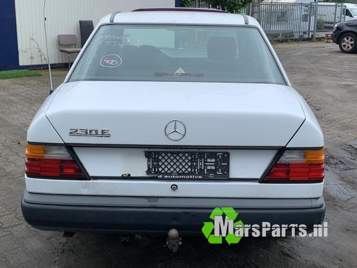 Mercedes E 2.3 230 E Sloopvoertuig (1986, Wit)