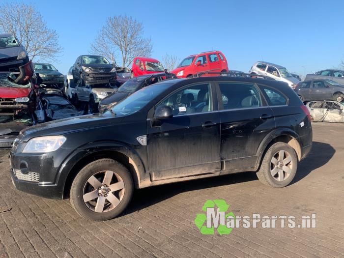 Chevrolet Captiva 2.4 16V 4x2 Sloopvoertuig (2006, Zwart)