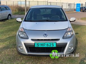 Renault Clio III 1.2 16V 75  (Schade)