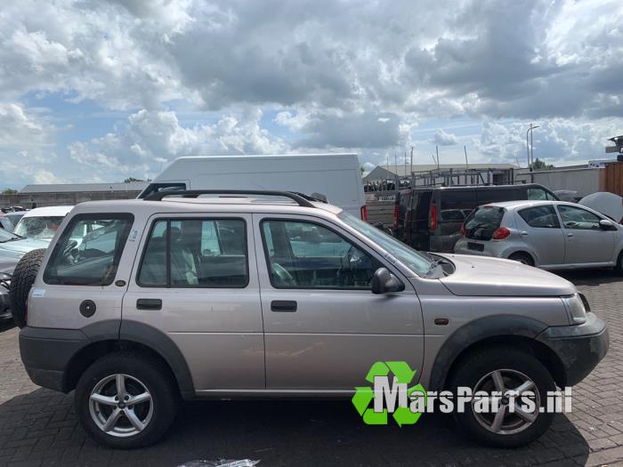 Landrover Freelander Hard Top 2.5 V-6 Sloopvoertuig (2002, Beige)