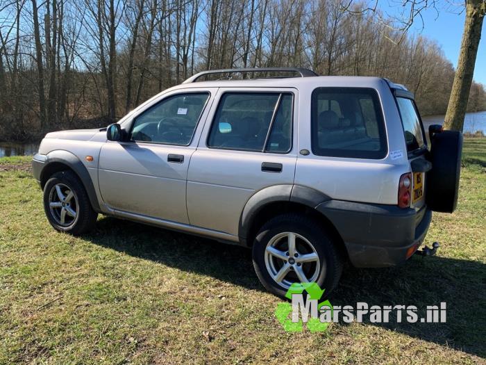 Landrover Freelander Hard Top 2.5 V-6 Sloopvoertuig (2002, Beige)
