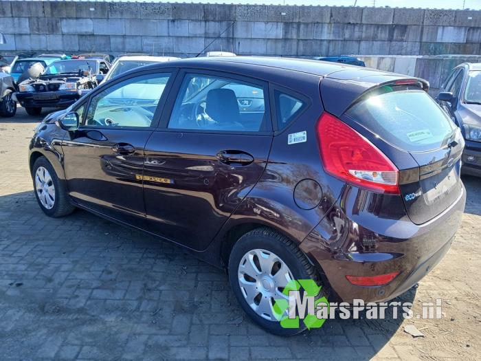 Ford Fiesta 6 1.6 TDCi 16V Sloopvoertuig (2010, Rood)