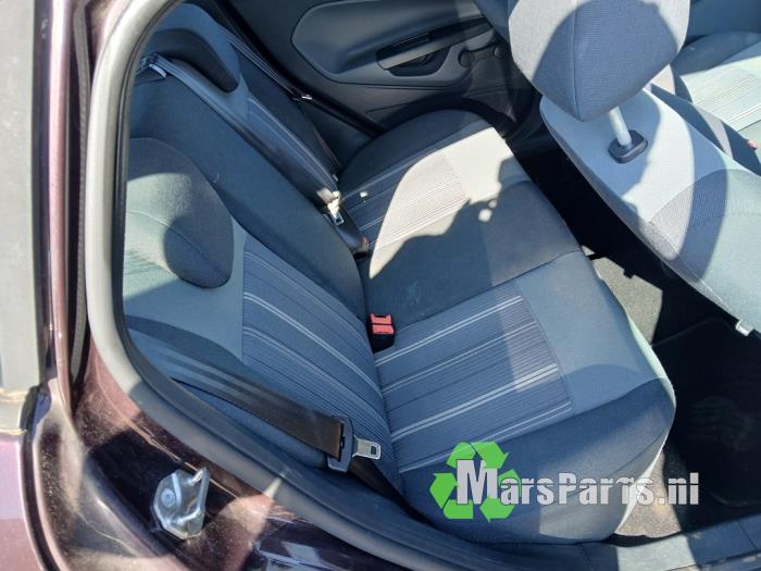 Ford Fiesta 6 1.6 TDCi 16V Sloopvoertuig (2010, Rood)