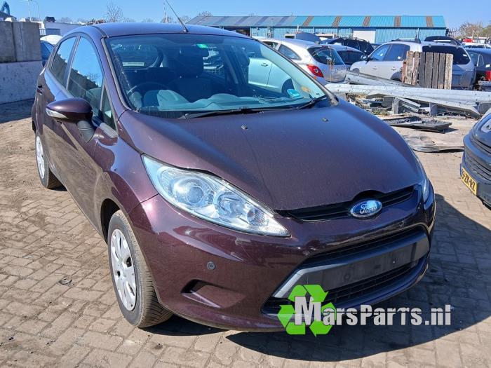 Ford Fiesta 6 1.6 TDCi 16V Sloopvoertuig (2010, Rood)