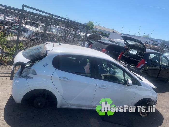 Peugeot 208 I 1.2 Vti 12V PureTech 82 Sloopvoertuig (2016, Wit)