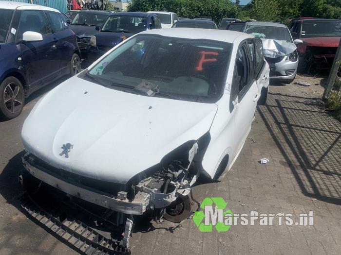 Peugeot 208 I 1.2 Vti 12V PureTech 82 Sloopvoertuig (2016, Wit)