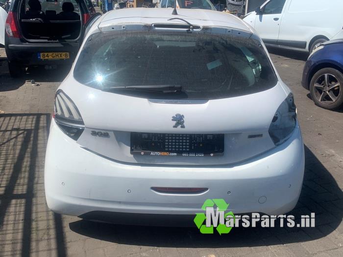 Peugeot 208 I 1.2 Vti 12V PureTech 82 Sloopvoertuig (2016, Wit)