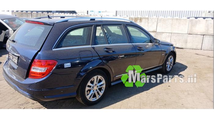 Mercedes C Estate 1.6 C-180 16V BlueEfficiency Sloopvoertuig (2014, Blauw)