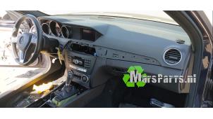 Mercedes C Estate 1.6 C-180 16V BlueEfficiency Sloopvoertuig (2014, Blauw)
