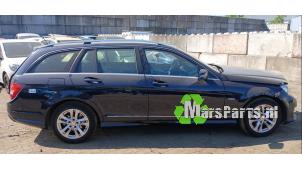 Mercedes C Estate 1.6 C-180 16V BlueEfficiency Sloopvoertuig (2014, Blauw)