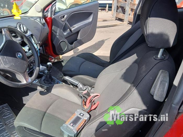 Alfa Romeo MiTo 1.3 JTDm 16V Sloopvoertuig (2009, Rood)