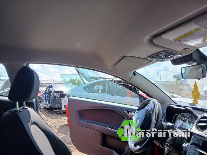 Alfa Romeo MiTo 1.3 JTDm 16V Sloopvoertuig (2009, Rood)