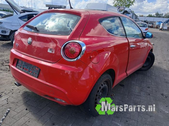 Alfa Romeo MiTo 1.3 JTDm 16V Sloopvoertuig (2009, Rood)