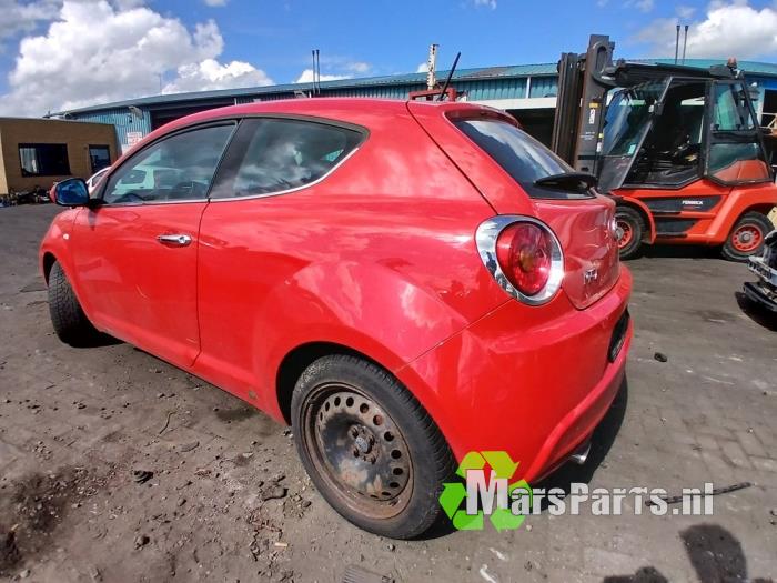 Alfa Romeo MiTo 1.3 JTDm 16V Sloopvoertuig (2009, Rood)