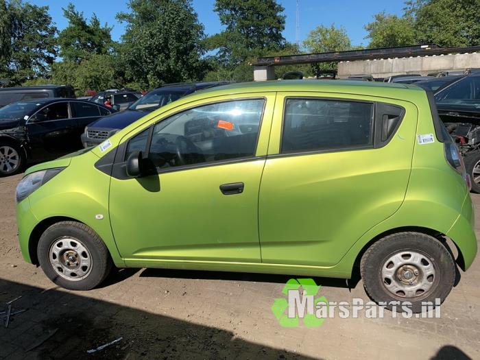 Chevrolet Spark 1.0 16V Bifuel Sloopvoertuig (2012, Groen)