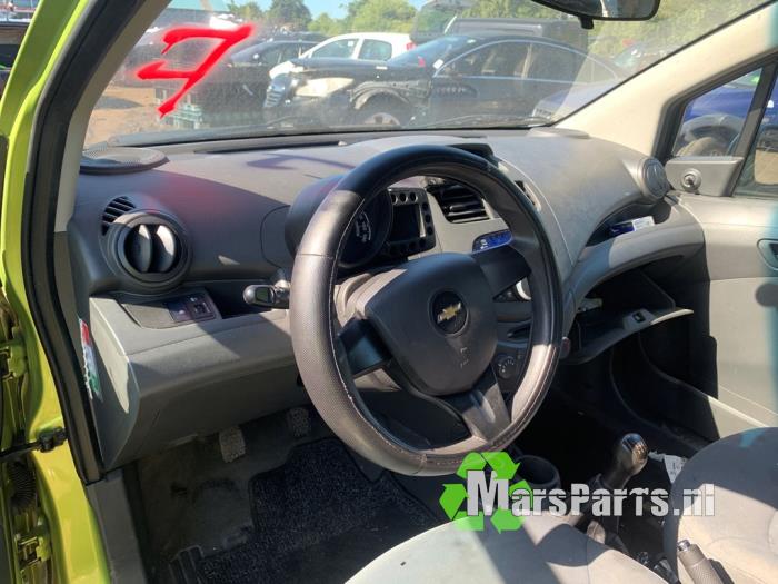 Chevrolet Spark 1.0 16V Bifuel Sloopvoertuig (2012, Groen)