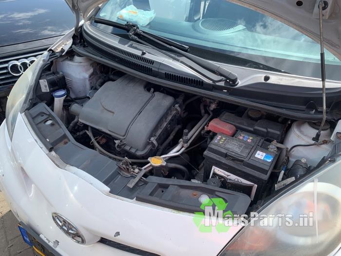 Toyota Aygo 1.0 12V VVT-i Sloopvoertuig (2010, Wit)