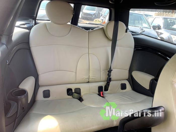 Mini Clubman 1.6 16V Cooper Sloopvoertuig (2011, Rood)