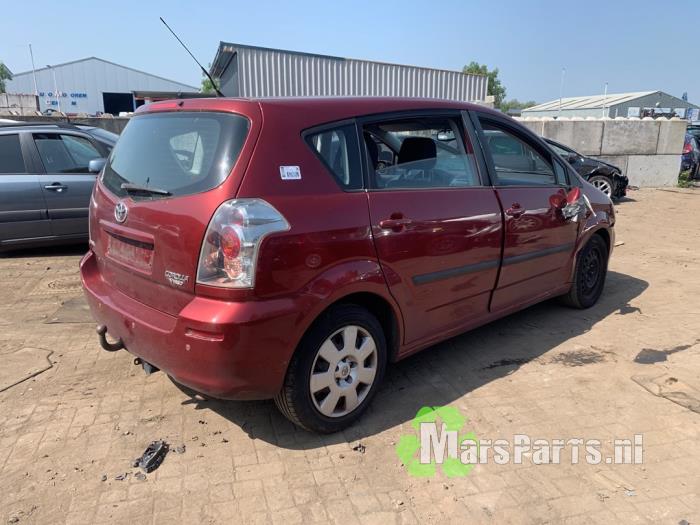 Toyota Corolla Verso 1.8 16V VVT-i Sloopvoertuig (2004, Rood)