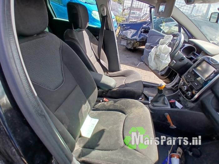 Renault Clio IV Estate/Grandtour 1.5 Energy dCi 90 FAP Sloopvoertuig (2015, Zwart)