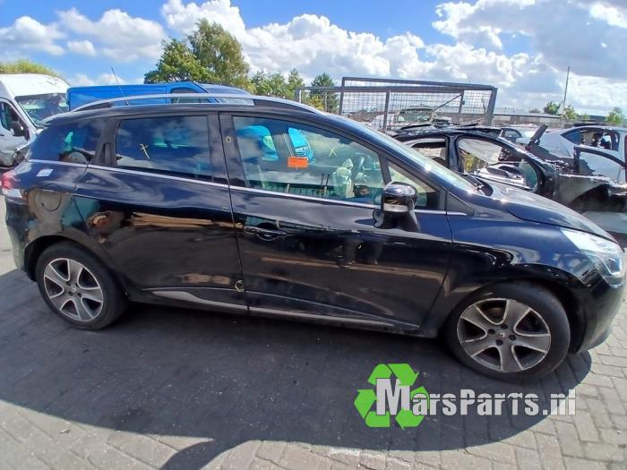 Renault Clio IV Estate/Grandtour 1.5 Energy dCi 90 FAP Sloopvoertuig (2015, Zwart)