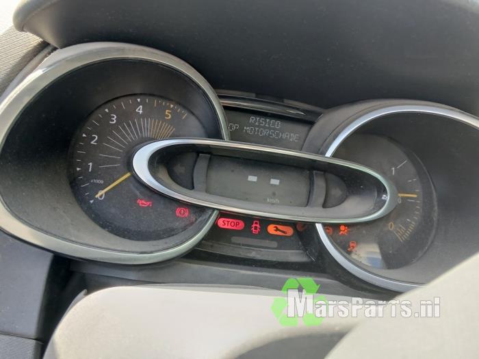 Renault Clio IV Estate/Grandtour 1.5 Energy dCi 90 FAP Sloopvoertuig (2015, Zwart)