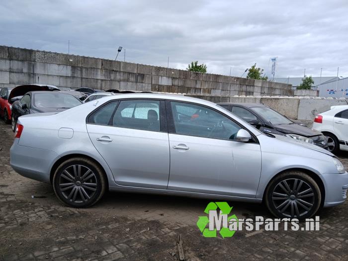 Volkswagen Jetta III 1.6 Sloopvoertuig (2006, Grijs)