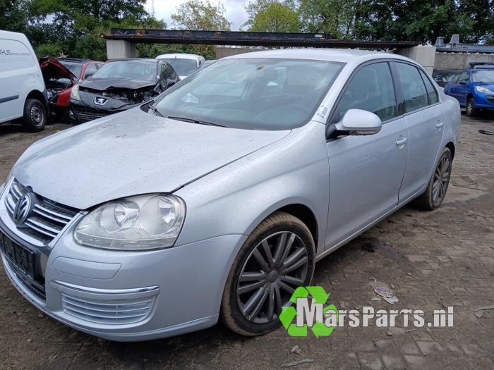 Volkswagen Jetta III 1.6 Sloopvoertuig (2006, Grijs)