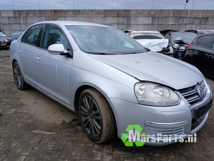 Volkswagen Jetta III 1.6 Sloopvoertuig (2006, Grijs)