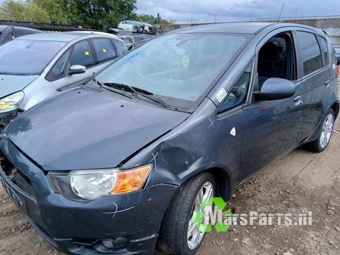 Mitsubishi Colt 1.3 16V Sloopvoertuig (2008, Grijs)