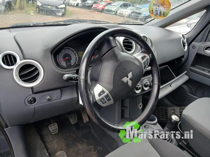 Mitsubishi Colt 1.3 16V Sloopvoertuig (2008, Grijs)