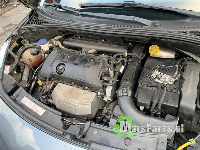Citroen C3 1.4 16V VTi Schadevoertuig (2011, Grijs)
