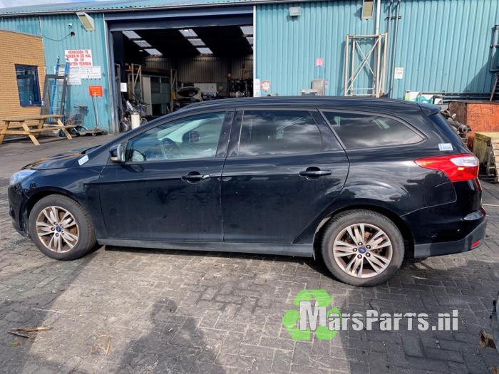Ford Focus 3 Wagon 1.0 Ti-VCT EcoBoost 12V 125 Sloopvoertuig (2013, Zwart)