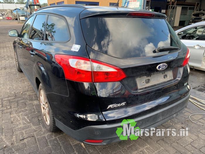 Ford Focus 3 Wagon 1.0 Ti-VCT EcoBoost 12V 125 Sloopvoertuig (2013, Zwart)