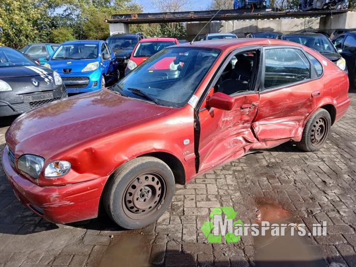 Toyota Corolla 1.6 16V VVT-i Sloopvoertuig (2001, Rood)