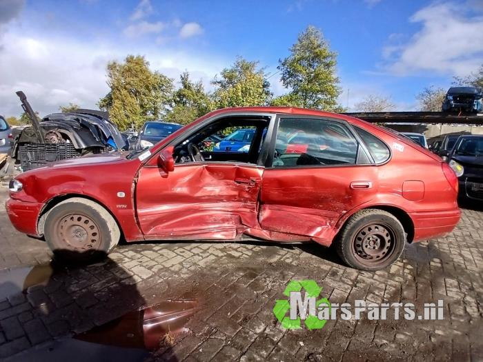 Toyota Corolla 1.6 16V VVT-i Sloopvoertuig (2001, Rood)