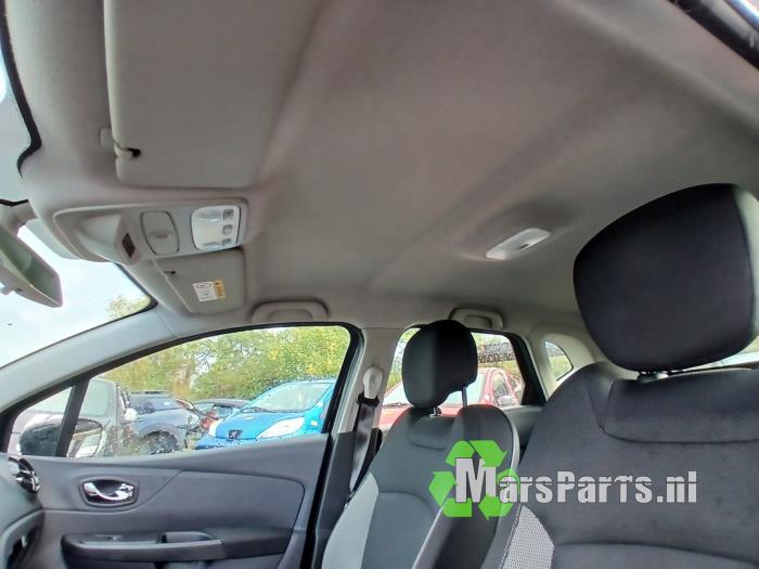 Renault Captur 0.9 Energy TCE 12V Sloopvoertuig (2016, Zwart)