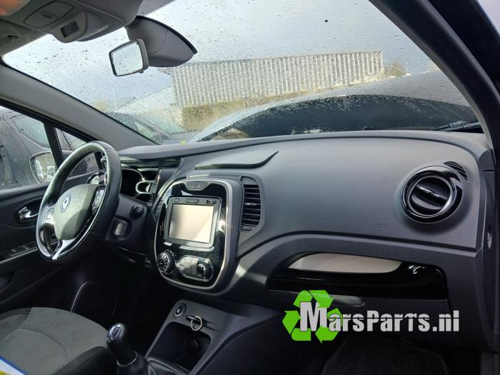 Renault Captur 0.9 Energy TCE 12V Sloopvoertuig (2016, Zwart)