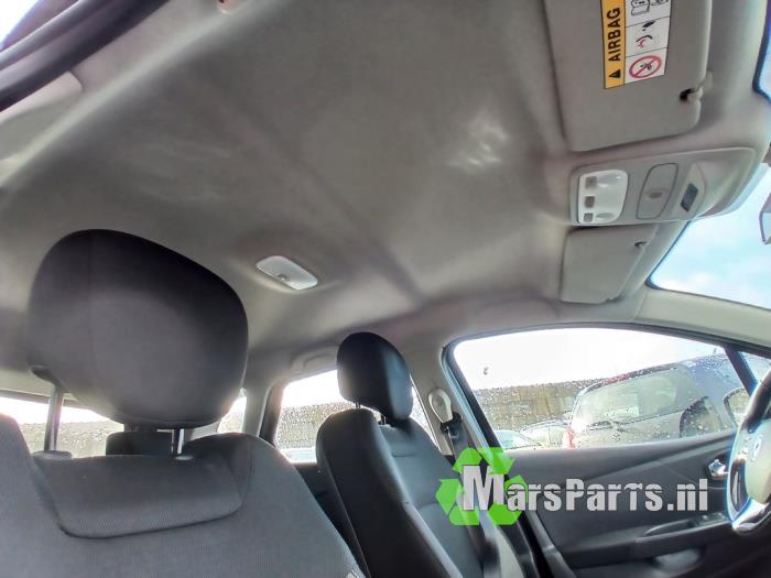 Renault Captur 0.9 Energy TCE 12V Sloopvoertuig (2016, Zwart)