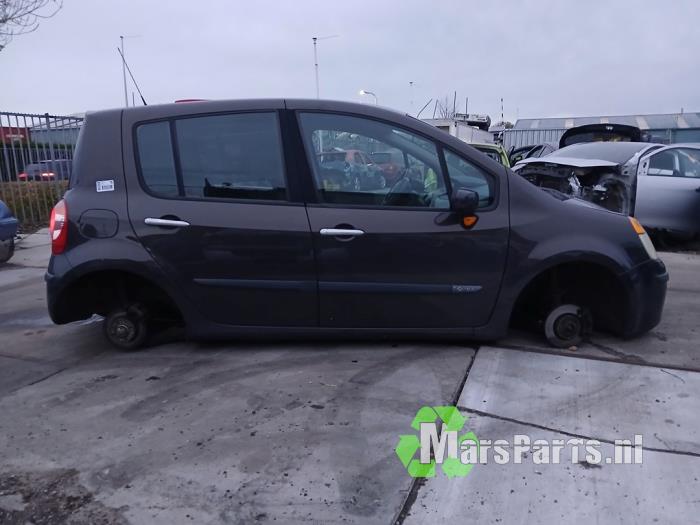 Renault Modus/Grand Modus 1.6 16V Sloopvoertuig (2005, Bruin)