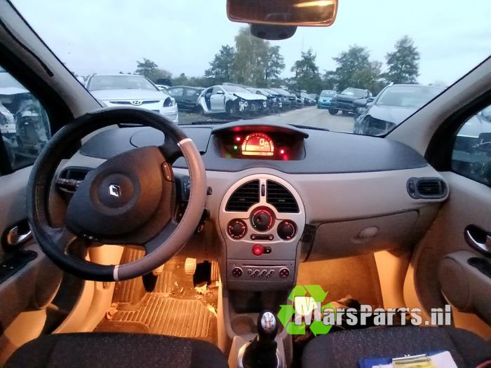 Renault Modus/Grand Modus 1.6 16V Sloopvoertuig (2005, Bruin)