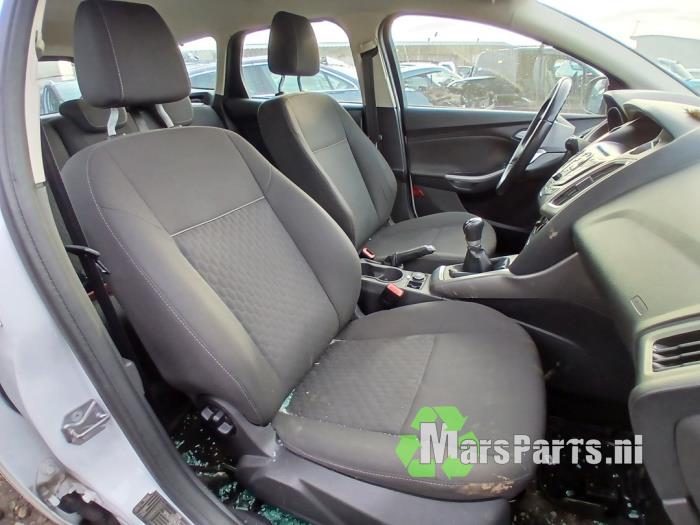 Ford Focus 3 Wagon 1.0 Ti-VCT EcoBoost 12V 100 Sloopvoertuig (2014, Wit)