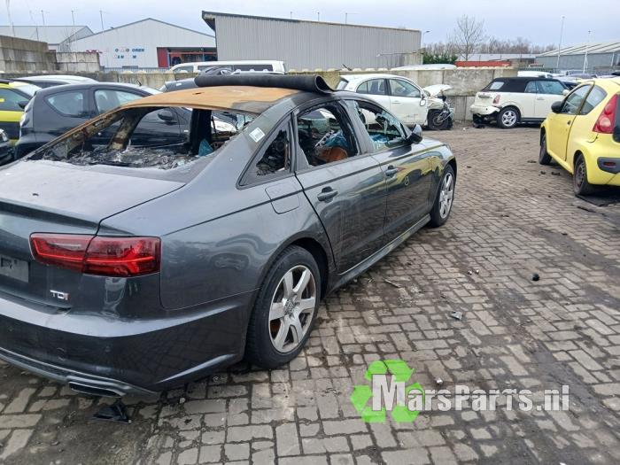 Audi A6 2.0 TDI 16V Sloopvoertuig (2017, Grijs)