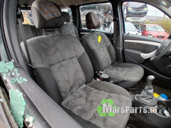 Dacia Logan MCV 1.6 16V Sloopvoertuig (2009, Grijs)