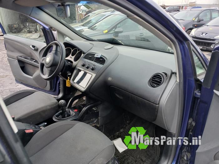 Seat Altea 1.6 Sloopvoertuig (2005, Blauw)