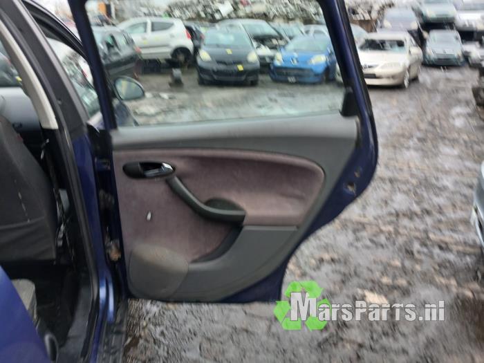 Seat Altea 1.6 Sloopvoertuig (2005, Blauw)