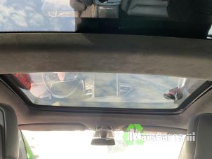 Tesla Model S 90D Sloopvoertuig (2017, Rood)